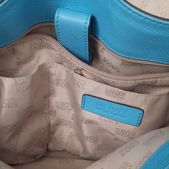 MK Hamilton Bag - Picture 6 of 9